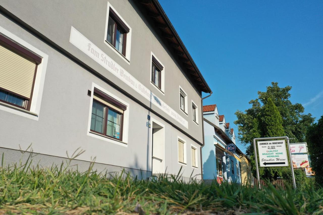 Gästehaus und Weinbau Zur Wiederkehr Strudler Podersdorf am See Exterior foto