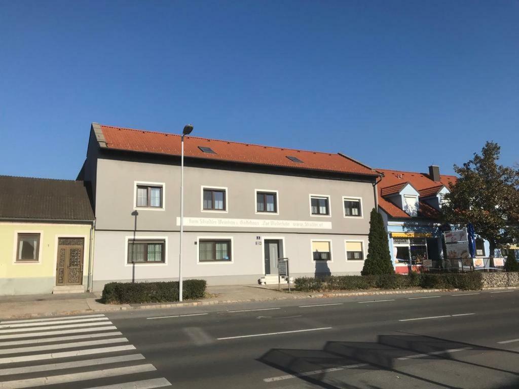 Gästehaus und Weinbau Zur Wiederkehr Strudler Podersdorf am See Exterior foto